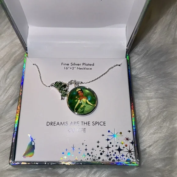 Disney Tiana from the princess and the frog “Dreams are the spice…” Necklace NIB - Picture 5 of 5